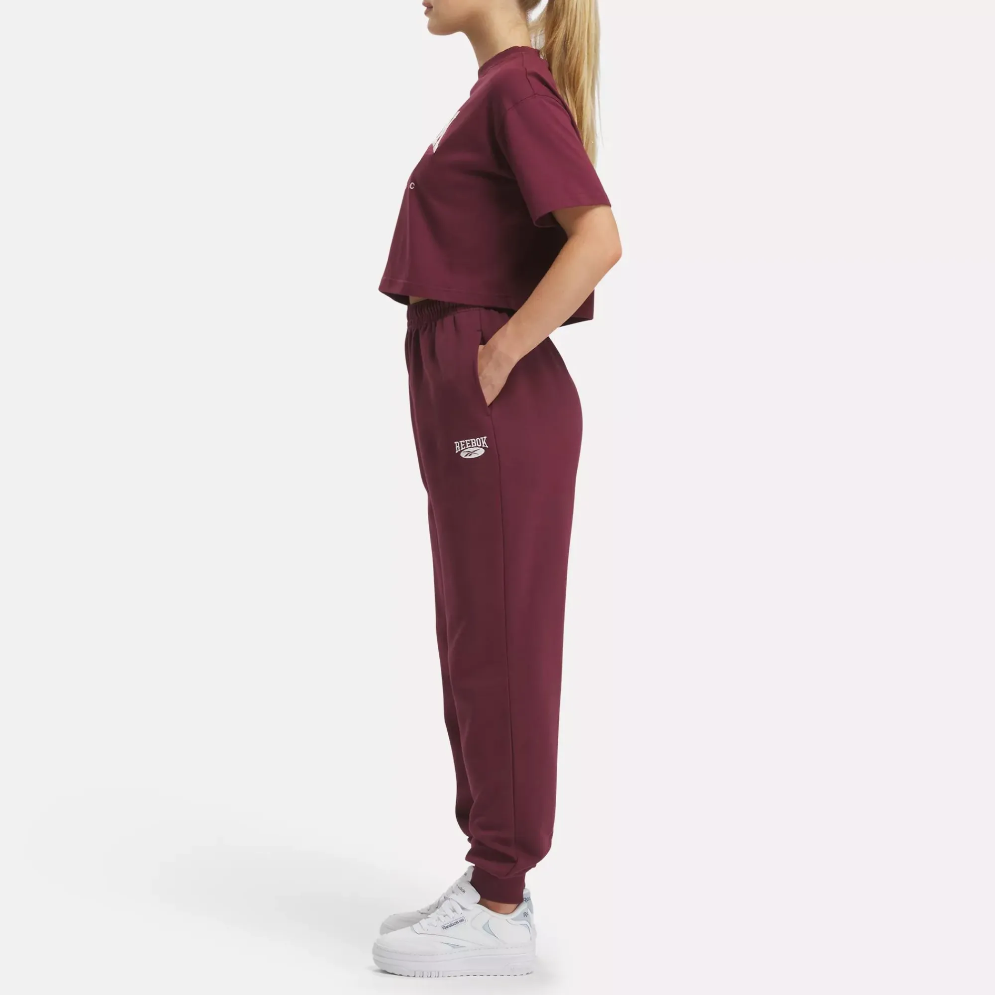 Loungewear|Reebok Loungewear Classics Archive Essentials Big Logo Crop T-Shirt